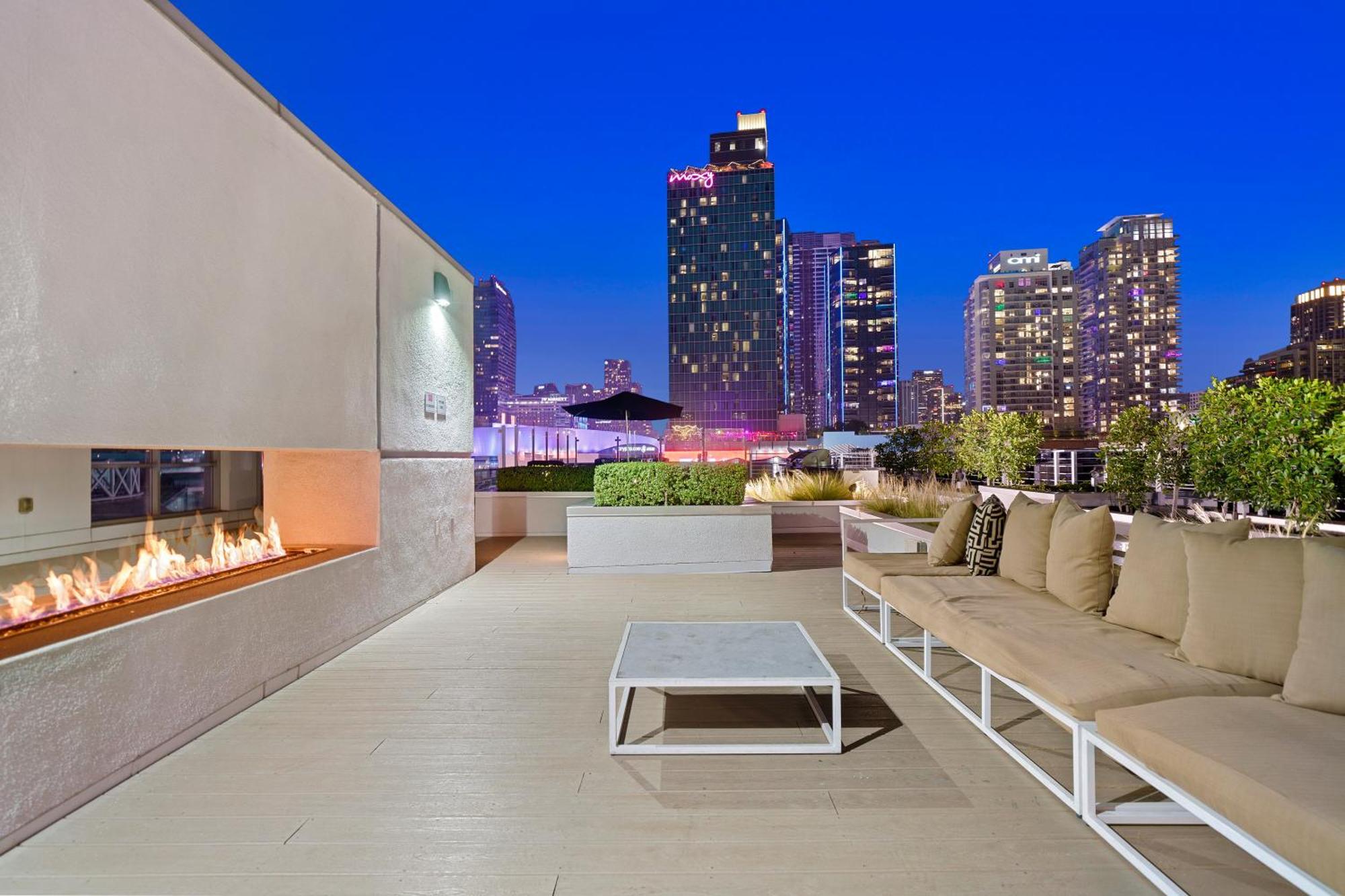 شقة Dtla Escape Skyline Views With Luxury Amenities لوس أنجلوس المظهر الخارجي الصورة